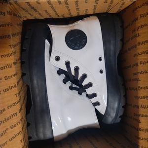 Converse Surface Fusion CTAS Lugged White/Black Patent Leather Chuck Taylor's